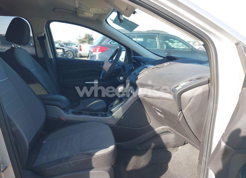 Photo 5 of 2014 Ford Escape SE (VIN 1FMCU0GX7EUA38972)