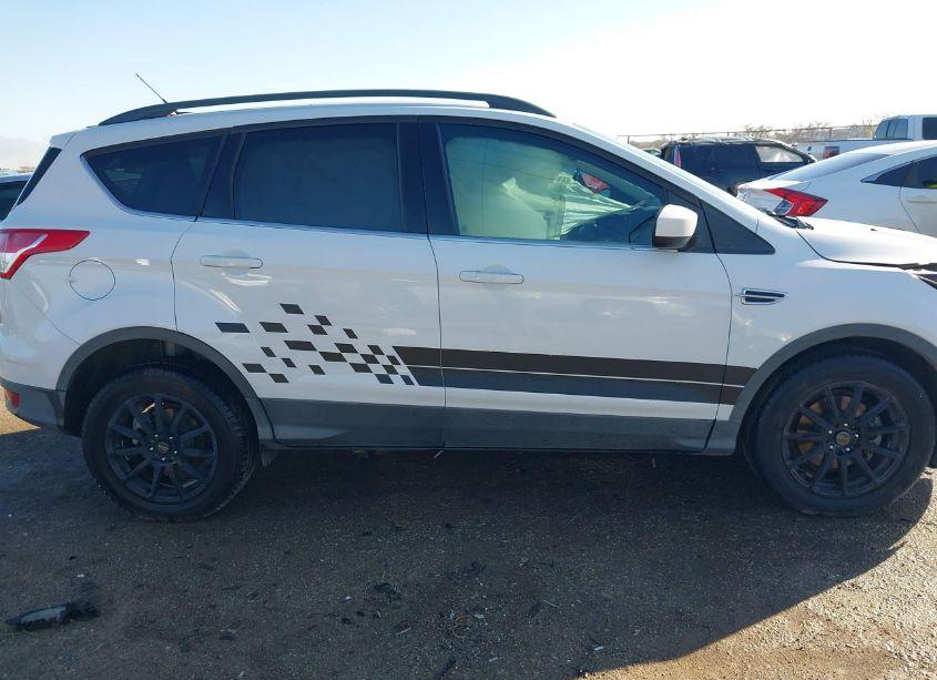 Photo 14 of 2014 Ford Escape SE (VIN 1FMCU0GX7EUA83863)