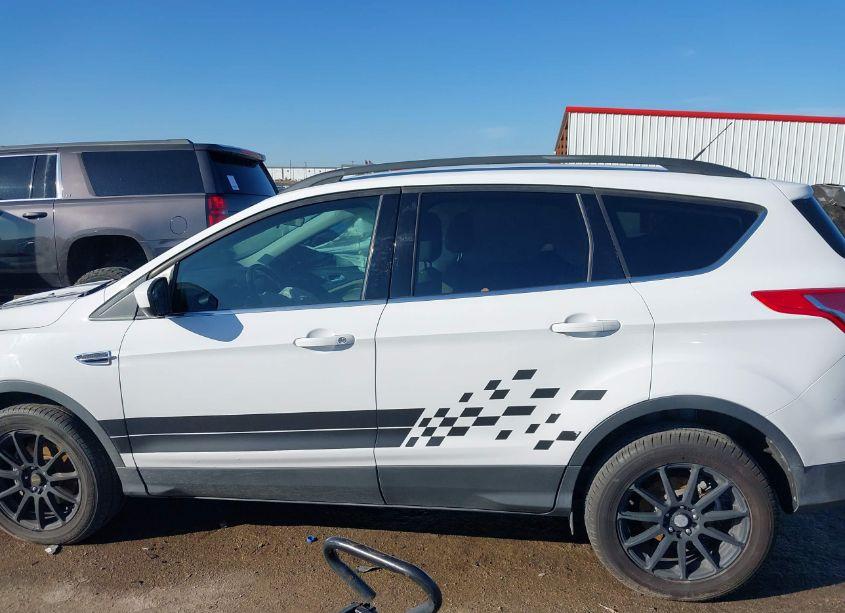 Photo 15 of 2014 Ford Escape SE (VIN 1FMCU0GX7EUA83863)