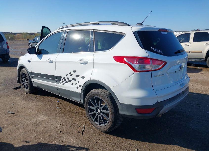 Photo 3 of 2014 Ford Escape SE (VIN 1FMCU0GX7EUA83863)