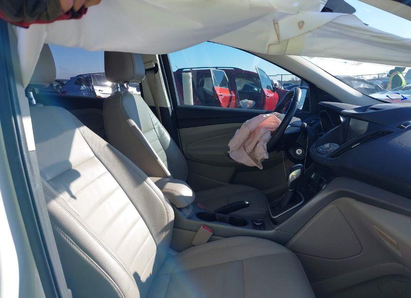 Photo 5 of 2014 Ford Escape SE (VIN 1FMCU0GX7EUA83863)