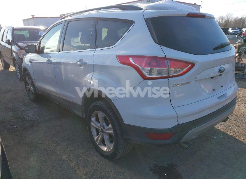 Photo 3 of 2014 Ford Escape SE (VIN 1FMCU0GX7EUB04887)