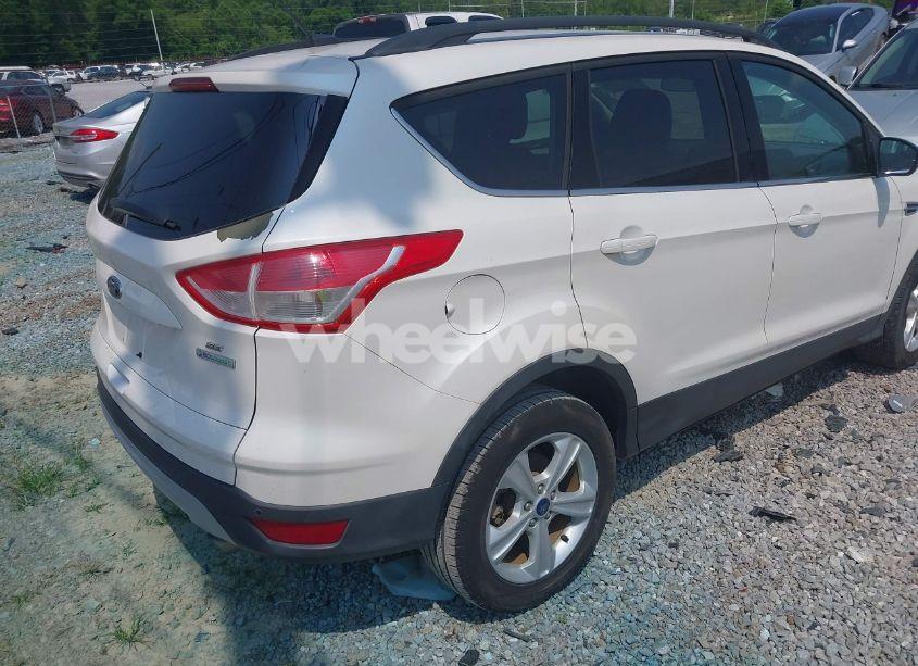 Photo 4 of 2014 Ford Escape SE (VIN 1FMCU0GX7EUB71005)