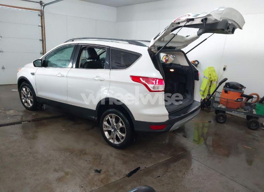 Photo 3 of 2014 Ford Escape SE (VIN 1FMCU0GX7EUB82425)