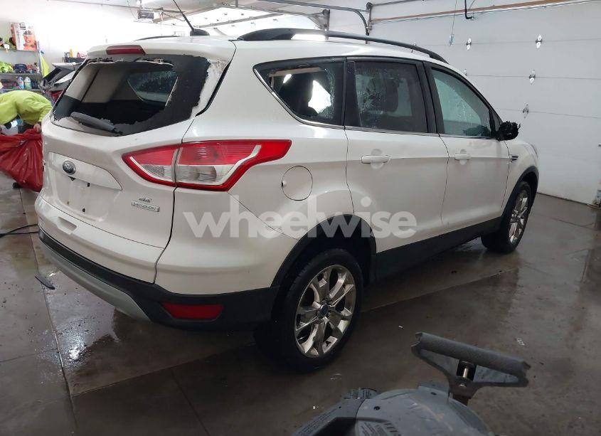 Photo 4 of 2014 Ford Escape SE (VIN 1FMCU0GX7EUB82425)
