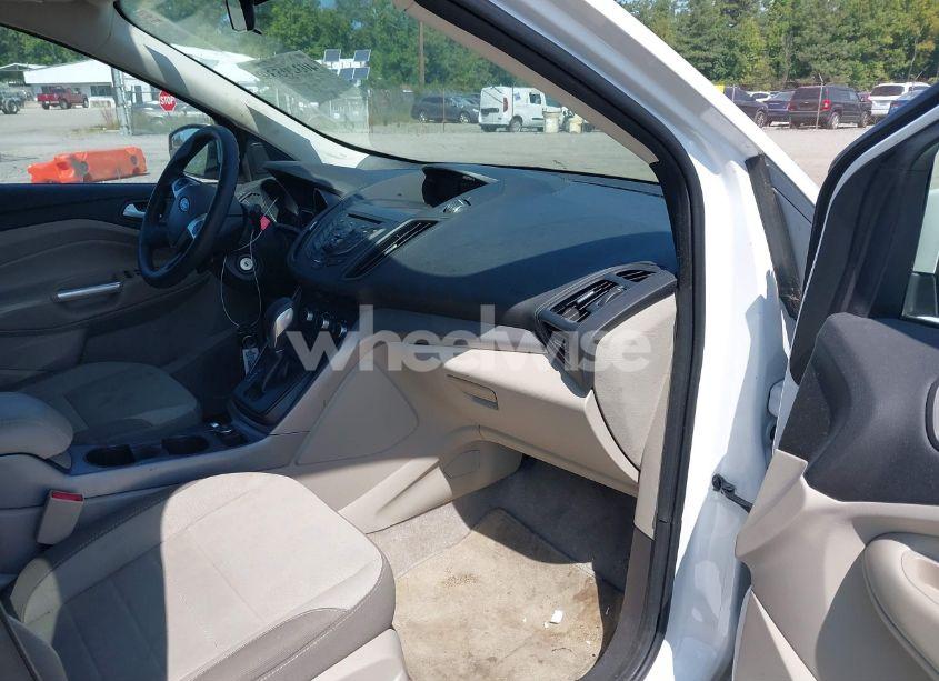 Photo 5 of 2014 Ford Escape SE (VIN 1FMCU0GX7EUB95661)