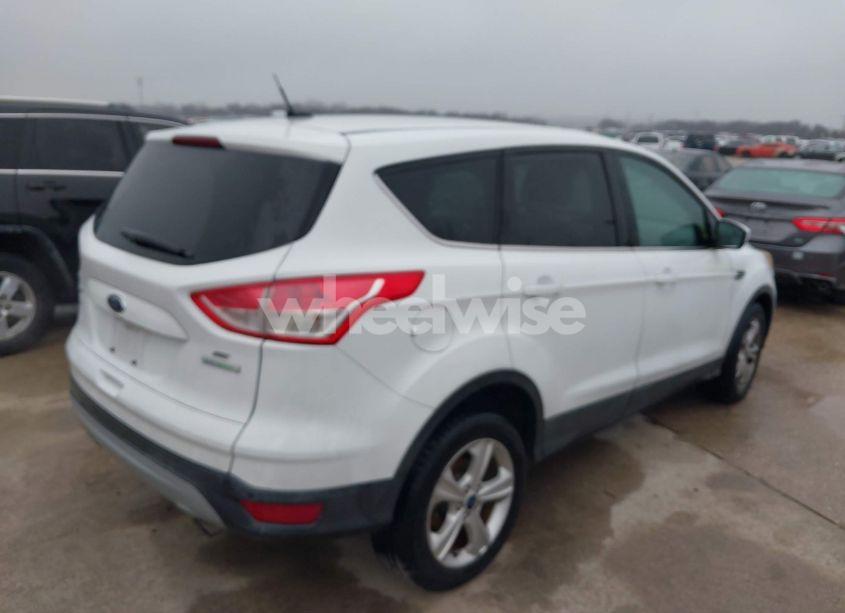 Photo 4 of 2014 Ford Escape SE (VIN 1FMCU0GX7EUC01880)