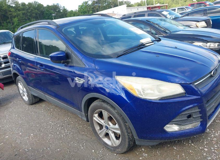 2014 Ford Escape SE (VIN 1FMCU0GX7EUC23877) main photo