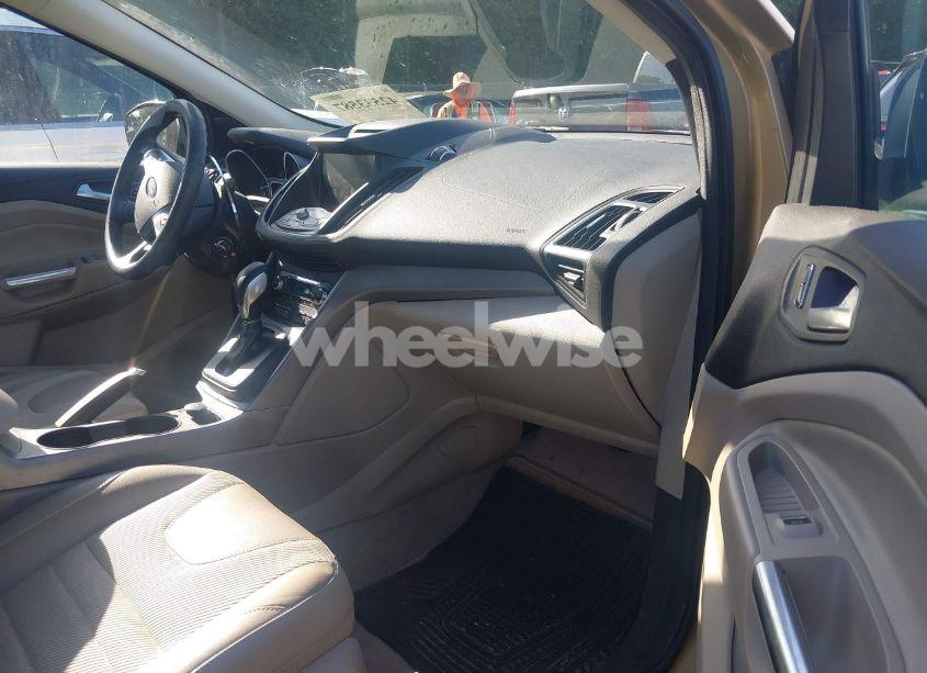 Photo 5 of 2014 Ford Escape SE (VIN 1FMCU0GX7EUC89815)