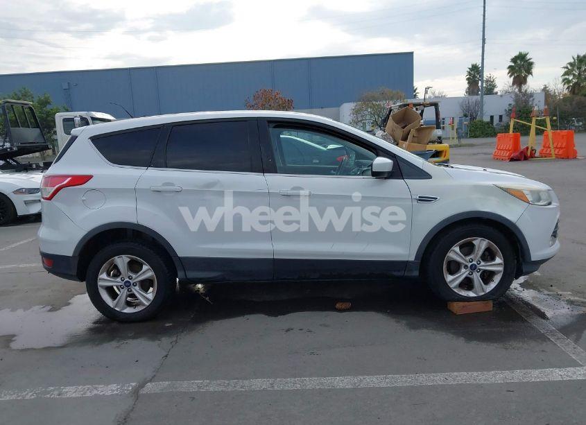 Photo 13 of 2014 Ford Escape SE (VIN 1FMCU0GX7EUD09447)