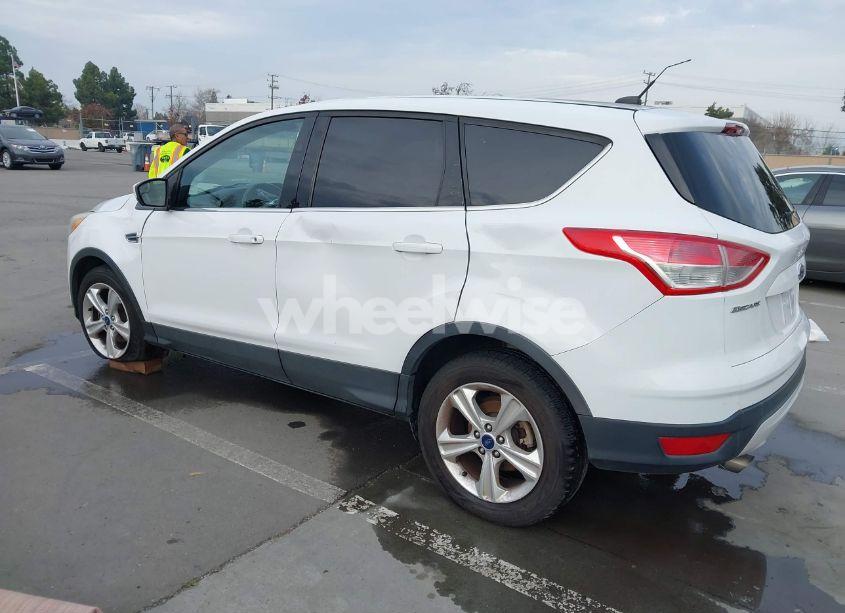 Photo 3 of 2014 Ford Escape SE (VIN 1FMCU0GX7EUD09447)
