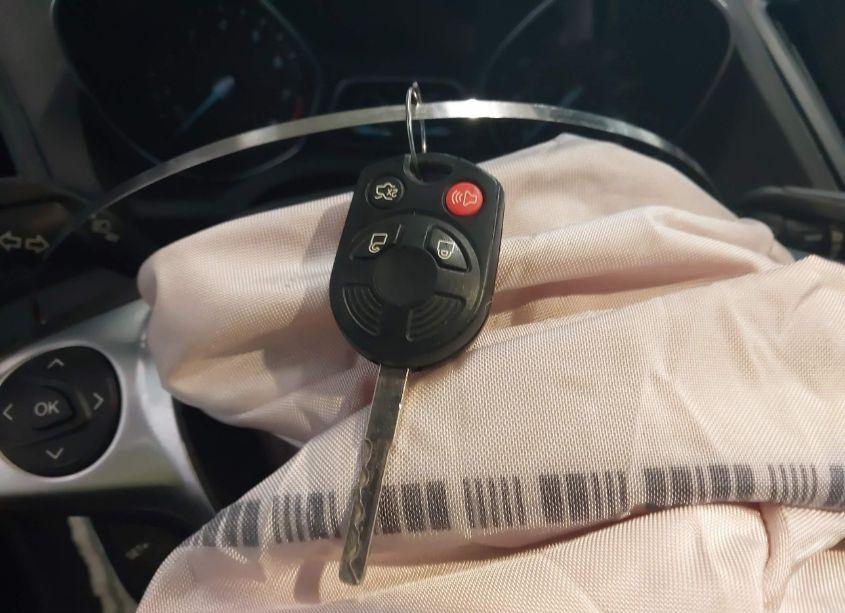 Photo 11 of 2015 Ford Escape SE (VIN 1FMCU0GX7FUA48614)