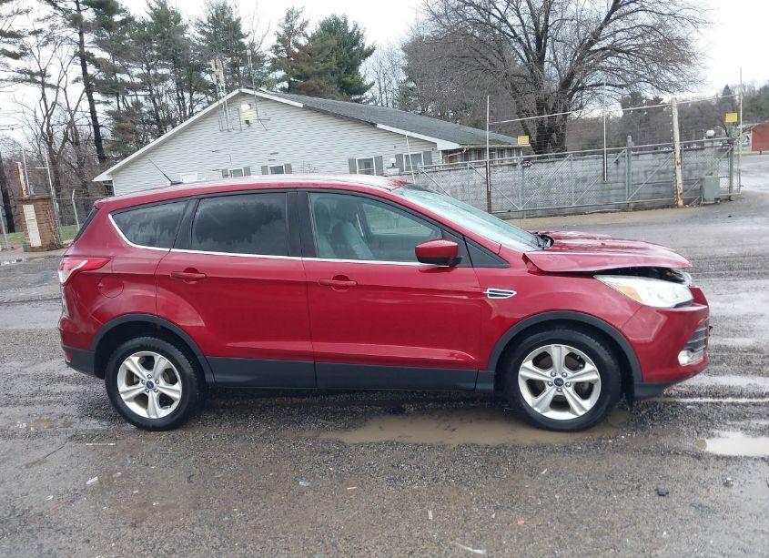 Photo 13 of 2015 Ford Escape SE (VIN 1FMCU0GX7FUB11386)