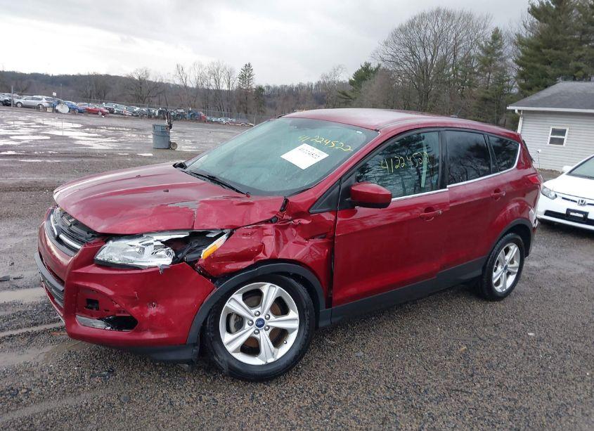 Photo 2 of 2015 Ford Escape SE (VIN 1FMCU0GX7FUB11386)