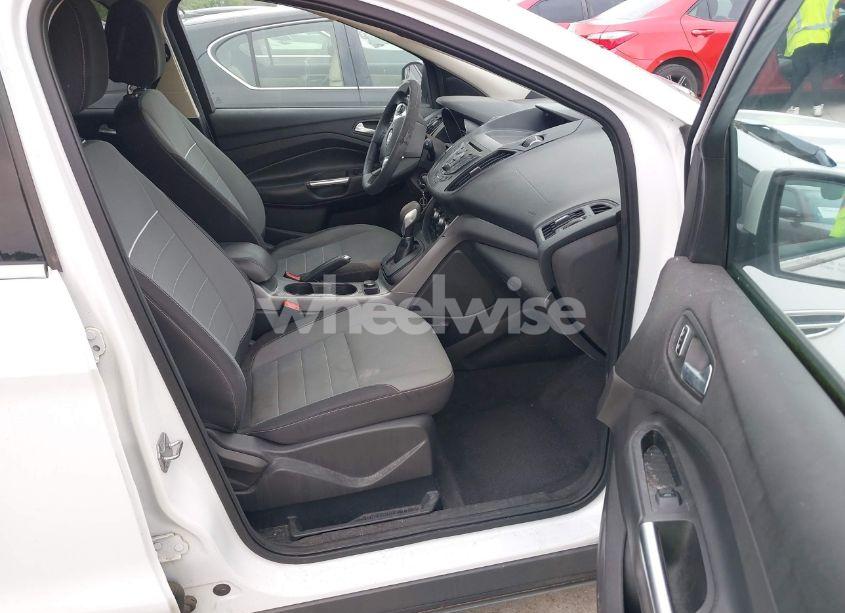 Photo 5 of 2015 Ford Escape SE (VIN 1FMCU0GX7FUB33968)