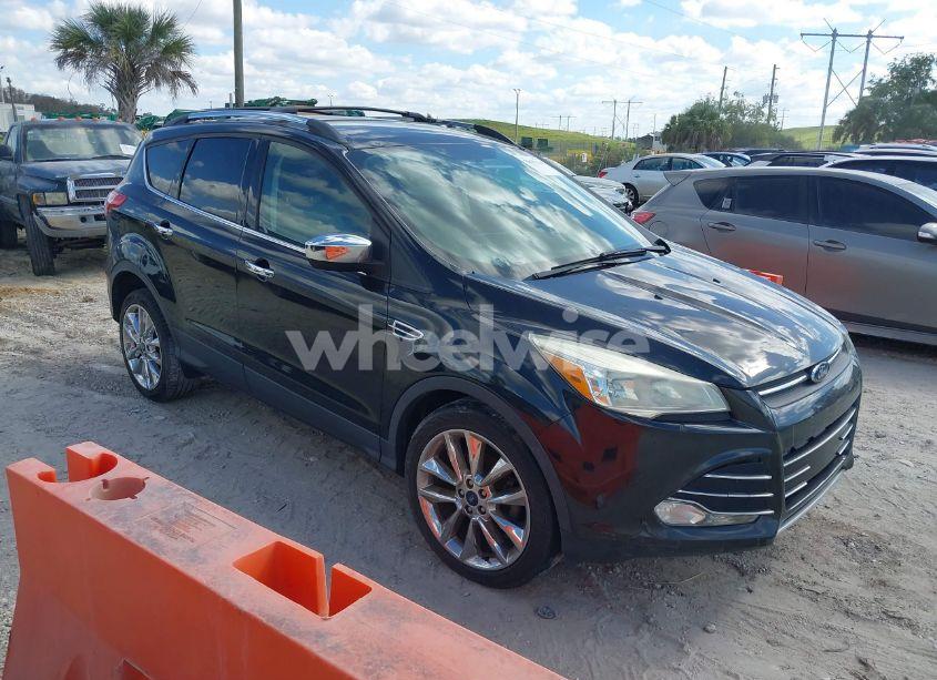 2015 Ford Escape SE (VIN 1FMCU0GX7FUB56506) main photo