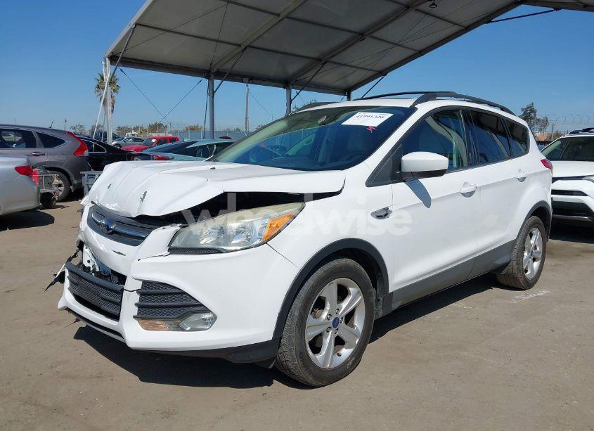 Photo 2 of 2015 Ford Escape SE (VIN 1FMCU0GX7FUB63049)