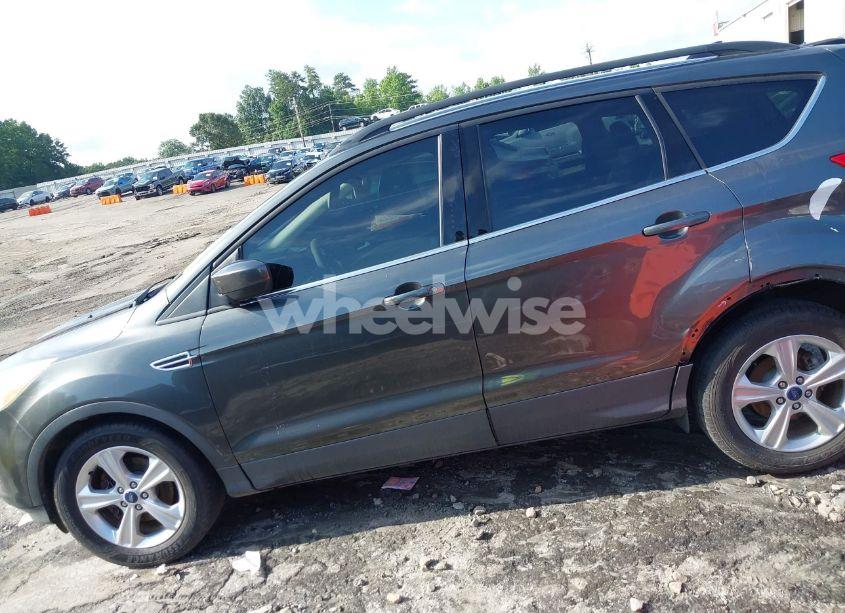 Photo 14 of 2015 Ford Escape SE (VIN 1FMCU0GX7FUB68767)