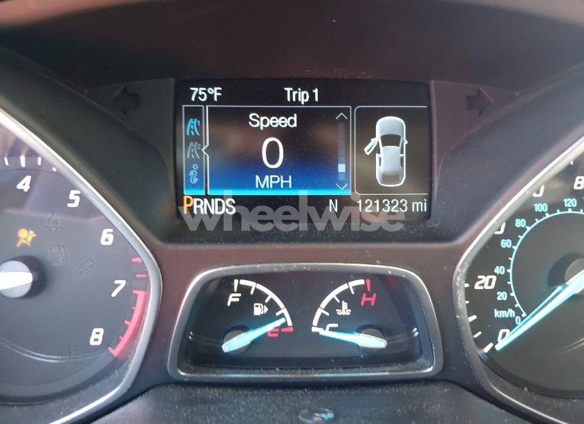 Photo 15 of 2015 Ford Escape SE (VIN 1FMCU0GX7FUB68767)