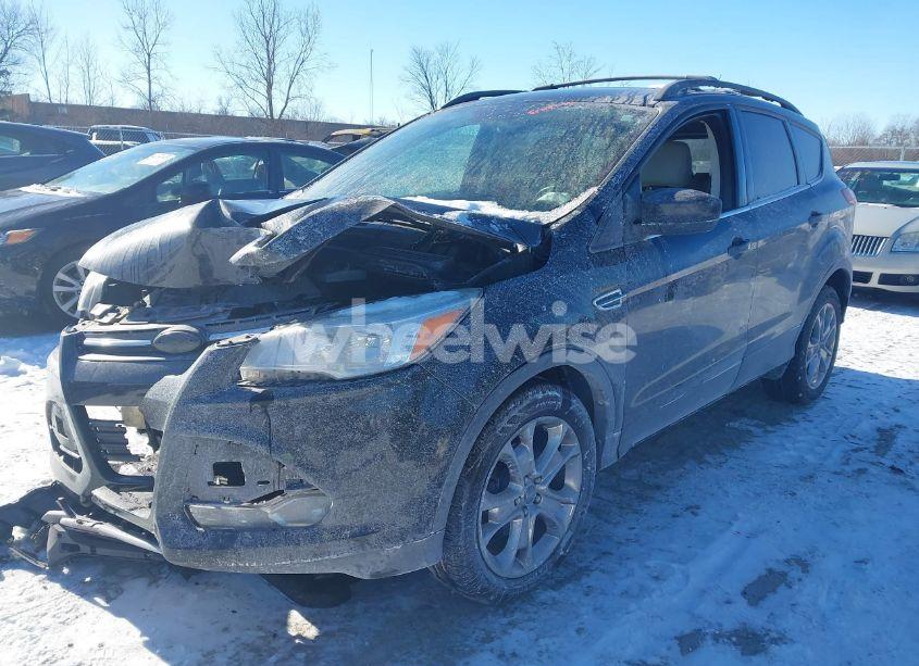 Photo 2 of 2015 Ford Escape SE (VIN 1FMCU0GX7FUC20740)