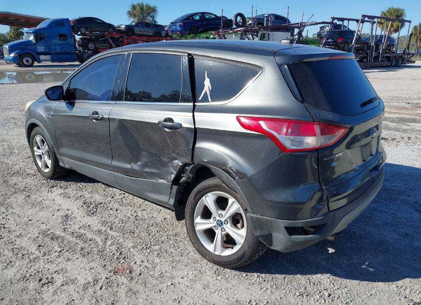 Photo 3 of 2015 Ford Escape SE (VIN 1FMCU0GX7FUC40440)