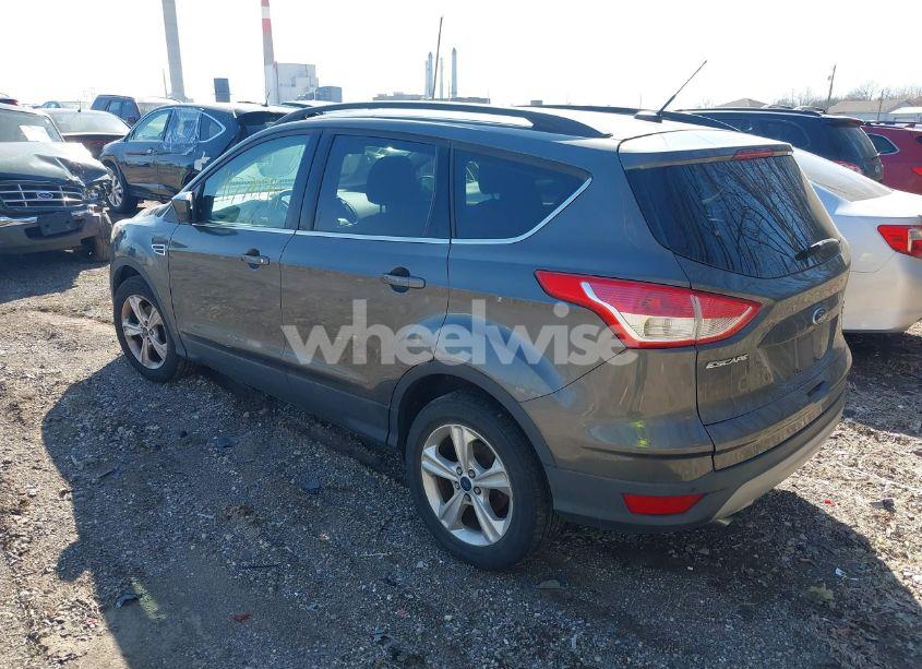 Photo 3 of 2016 Ford Escape SE (VIN 1FMCU0GX7GUA07417)