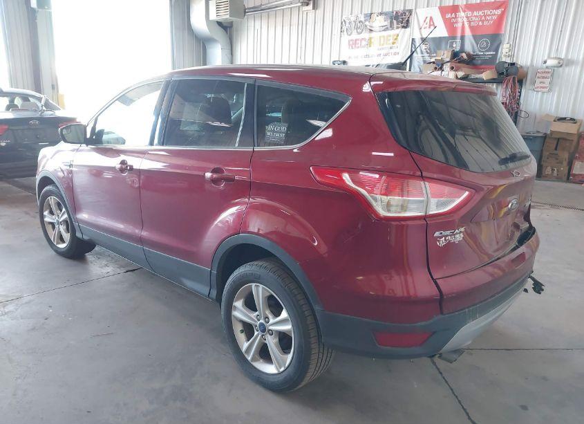 Photo 3 of 2016 Ford Escape SE (VIN 1FMCU0GX7GUA11354)
