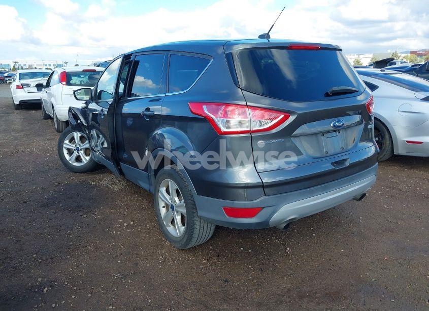 Photo 3 of 2016 Ford Escape SE (VIN 1FMCU0GX7GUA53541)