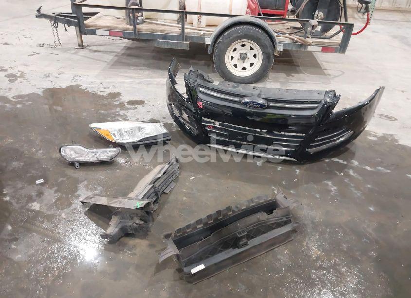 Photo 12 of 2016 Ford Escape SE (VIN 1FMCU0GX7GUB11275)