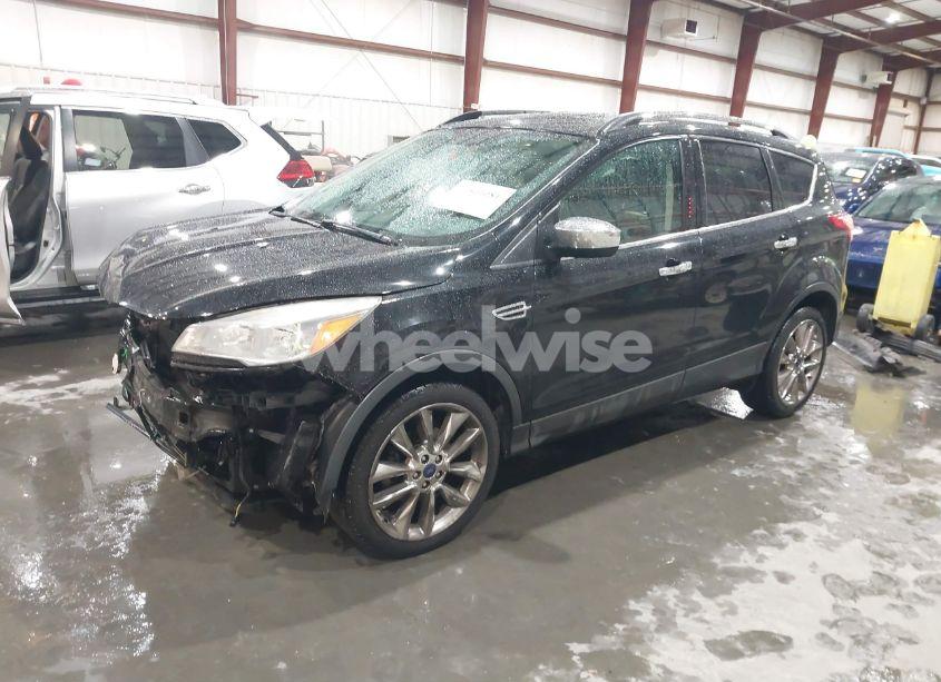 Photo 2 of 2016 Ford Escape SE (VIN 1FMCU0GX7GUB11275)