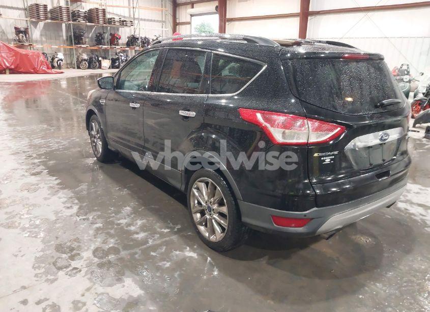 Photo 3 of 2016 Ford Escape SE (VIN 1FMCU0GX7GUB11275)