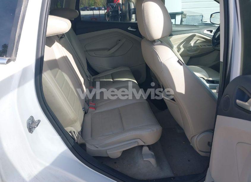 Photo 8 of 2016 Ford Escape SE (VIN 1FMCU0GX7GUB19599)