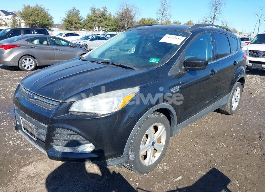 Photo 2 of 2016 Ford Escape SE (VIN 1FMCU0GX7GUB65479)