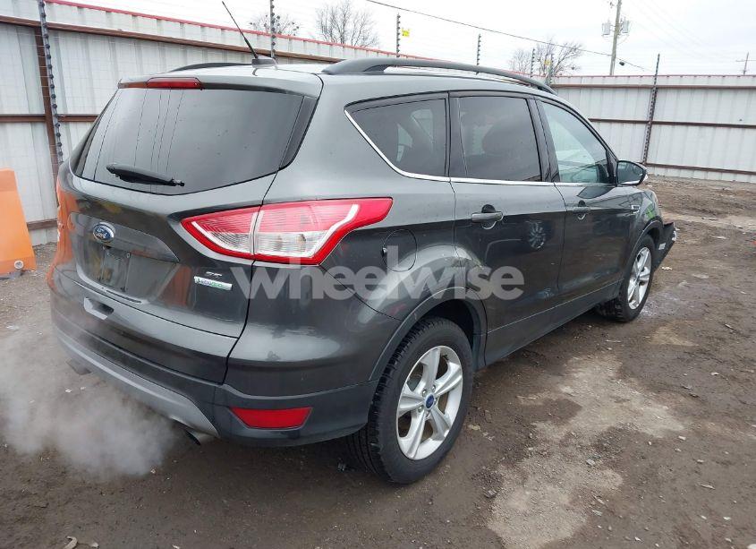 Photo 4 of 2016 Ford Escape SE (VIN 1FMCU0GX7GUB71377)