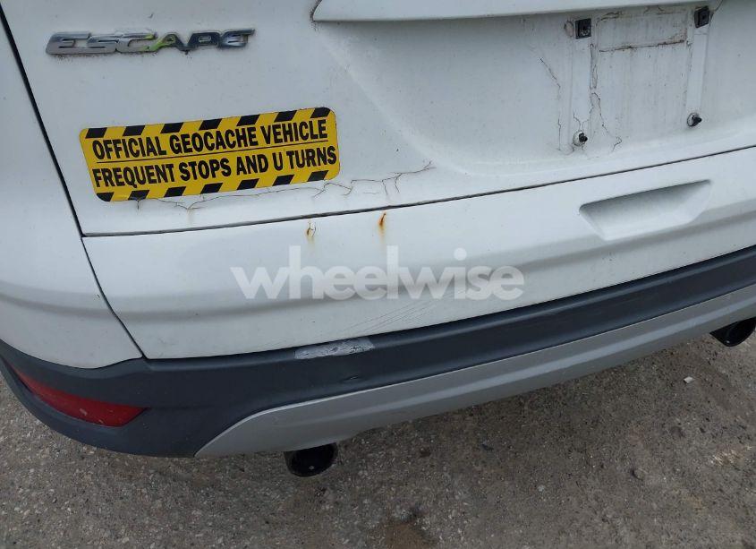 Photo 12 of 2013 Ford Escape SE (VIN 1FMCU0GX8DUB34169)