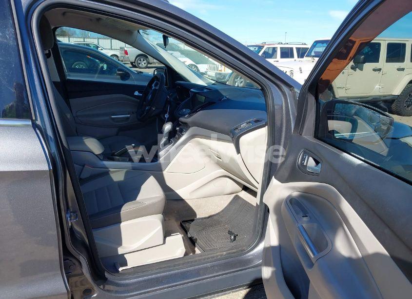 Photo 5 of 2013 Ford Escape SE (VIN 1FMCU0GX8DUB93349)