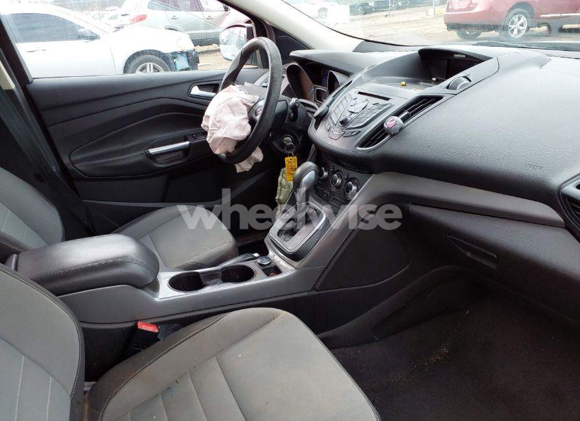 Photo 5 of 2013 Ford Escape SE (VIN 1FMCU0GX8DUB93951)