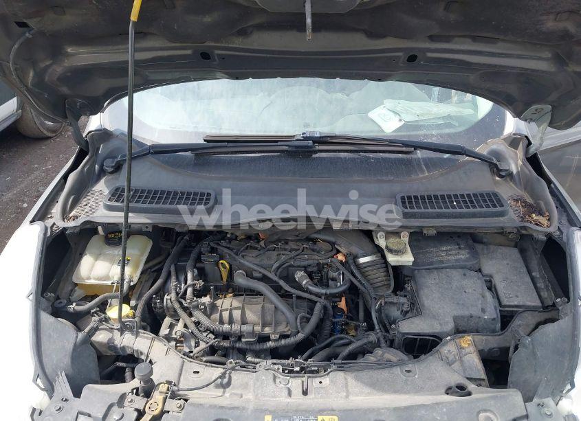 Photo 10 of 2013 Ford Escape SE (VIN 1FMCU0GX8DUB98700)