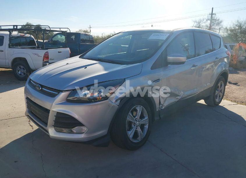 Photo 2 of 2013 Ford Escape SE (VIN 1FMCU0GX8DUC14104)