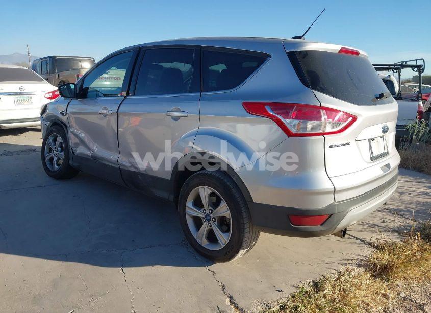 Photo 3 of 2013 Ford Escape SE (VIN 1FMCU0GX8DUC14104)