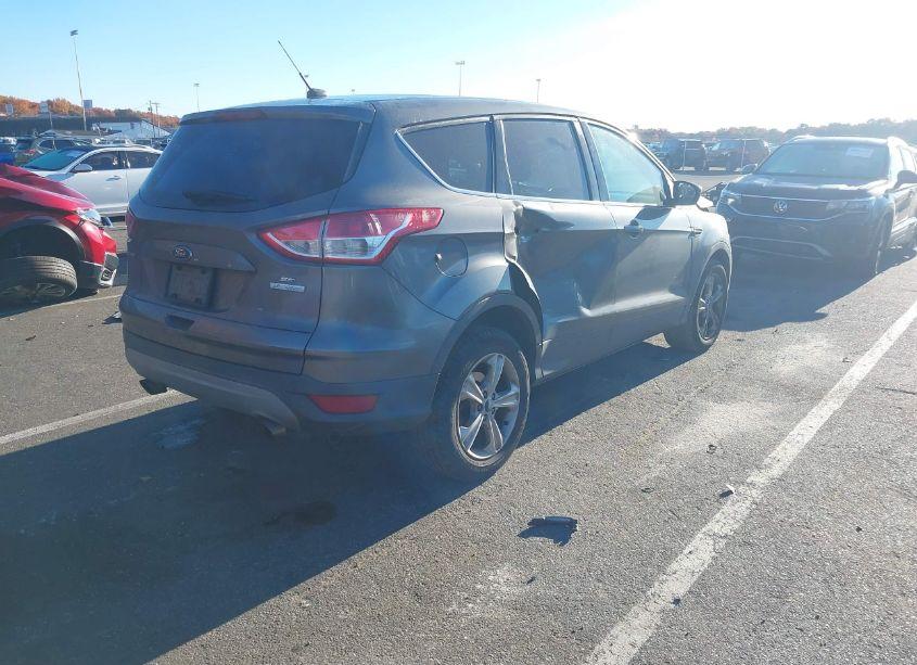 Photo 4 of 2013 Ford Escape SE (VIN 1FMCU0GX8DUC19089)