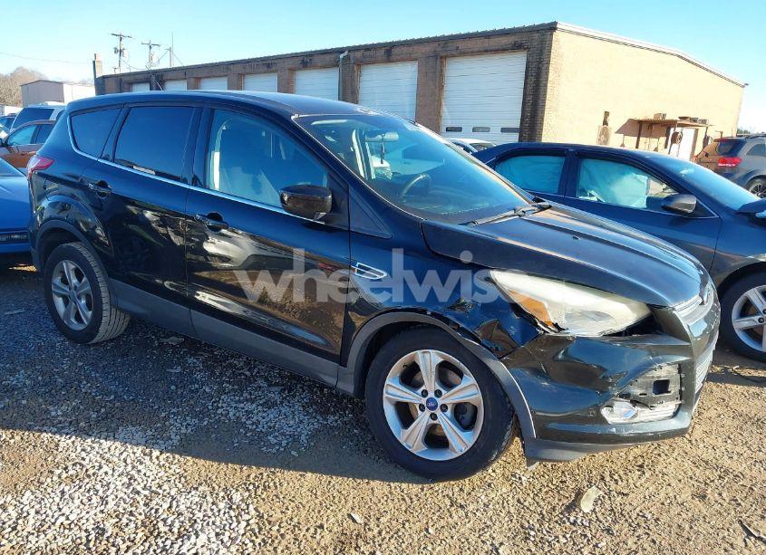 2013 Ford Escape SE (VIN 1FMCU0GX8DUC20615) main photo