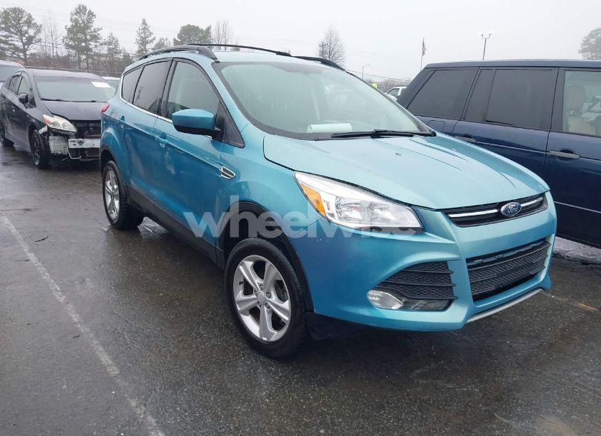 2013 Ford Escape SE (VIN 1FMCU0GX8DUC20629) main photo