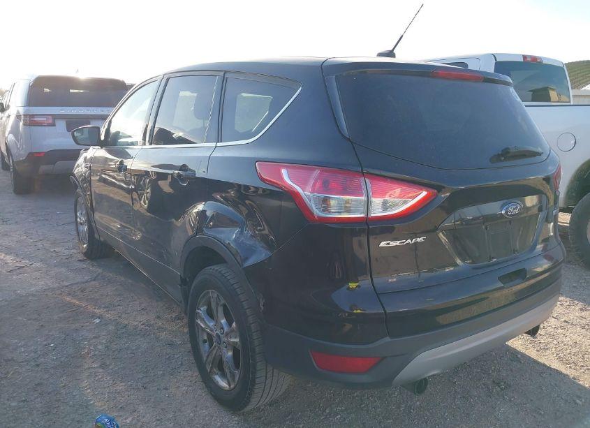 Photo 3 of 2013 Ford Escape SE (VIN 1FMCU0GX8DUC31209)