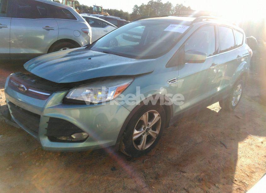 Photo 2 of 2013 Ford Escape SE (VIN 1FMCU0GX8DUC60208)