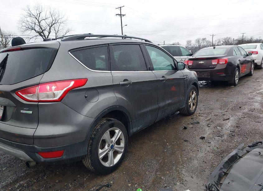 Photo 4 of 2013 Ford Escape SE (VIN 1FMCU0GX8DUC92575)