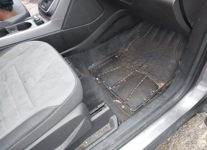 Photo 5 of 2013 Ford Escape SE (VIN 1FMCU0GX8DUC92575)