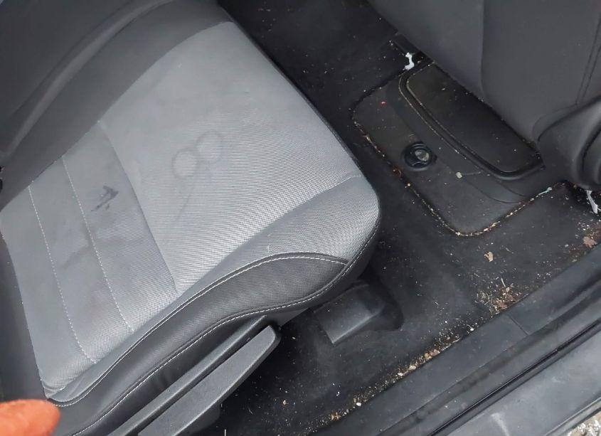 Photo 8 of 2013 Ford Escape SE (VIN 1FMCU0GX8DUC92575)