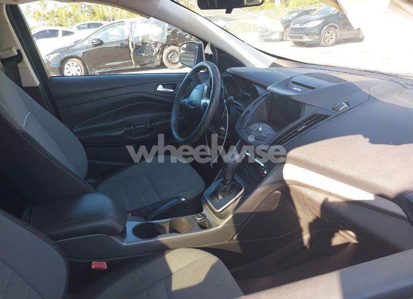 Photo 5 of 2013 Ford Escape SE (VIN 1FMCU0GX8DUD07639)