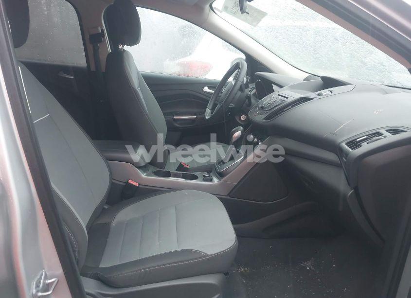 Photo 5 of 2013 Ford Escape SE (VIN 1FMCU0GX8DUD84074)